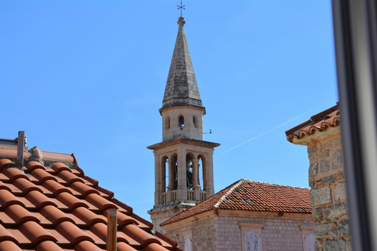 Montenegro Backpackers Home Budva Exterior photo